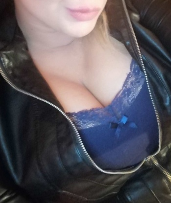 💋😍
Экспертка в проведении сессий удовольствия, я обеспечу тебе незабываемый опыт, насыщенный эротикой и страстью. 🔥🔞 У меня ты найдешь все, о чем мечтал, и даже больше!
У меня шикарные прелести, которые я с радостью покажу тебе! Мои фото подтверждают мою красоту и сексуальность, и я не могу дождаться, чтобы ты полностью оценил их. 😘📸
Позволь мне твоим гидом в мире наслаждения и профессионально исполненных эротических фантазий. Я гарантирую удовольствие на каждом шагу, прислушиваясь к твоим желаниям и фантазиям. 💃💦
Специальные услуги, которые я предлагаю, придадут твоему опыту разнообразие и оставят незабываемые впечатления. Мои ручки и губки могут творить чудеса! Я подарю тебе райское блаженство. 💎💆
Не забудь о том, что мои отзывы говорят сами за себя. Я отличаюсь нежностью, страстью и профессионализмом. Мой опыт никогда не подведет тебя. 🌟🌟🌟
Не медли, мой сладкий рыцарь! Москва ждет нас, чтобы испытать самые горячие и яркие моменты вместе! Отправь мне сообщение, и я сделаю все, чтобы наша встреча стала незабываемой! 💋🌹 4314, 31 год